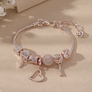 Chic Rose Gold Heart Charm Bracelet